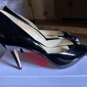 Ann Taylor Black Patent Leather Heels